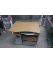 BUREAU SUR ROULETTES 