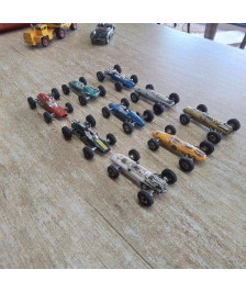 VOITURE DE COURSE PENNY 