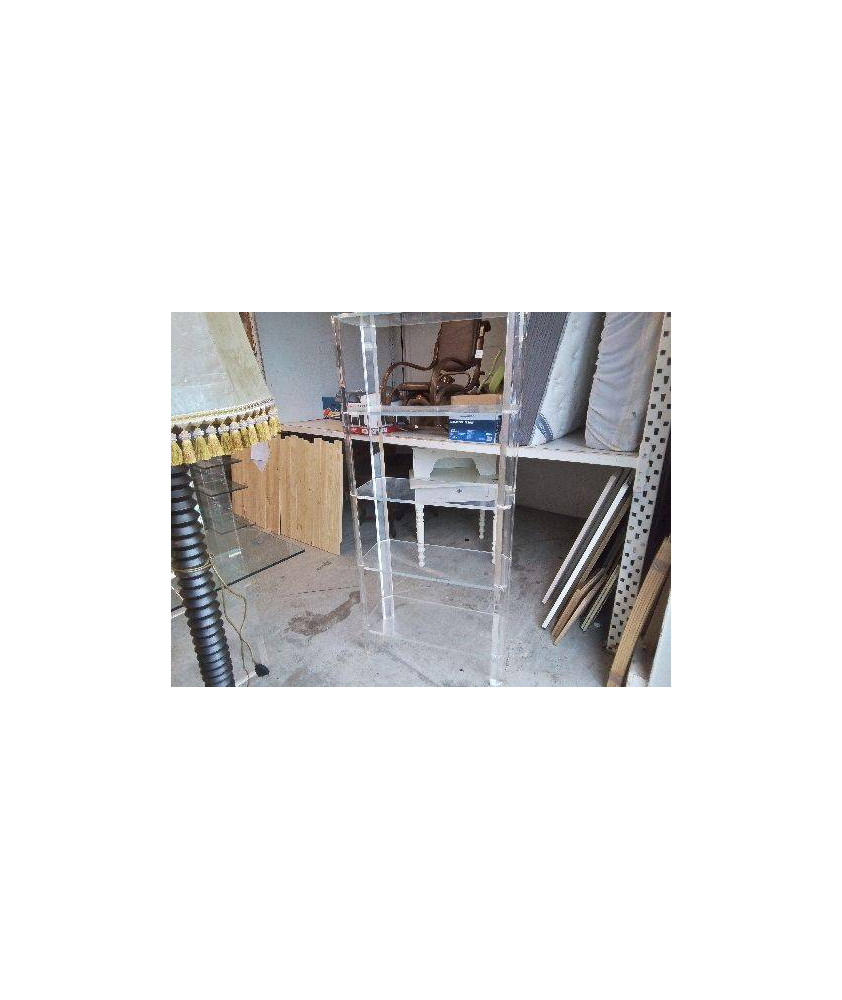 ETAGERE EN PLEXIGLAS 