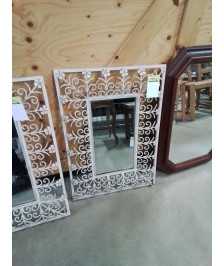 MIROIR RECTANGULAIRE MÉTAL ÉCRU AUX FLEURS 