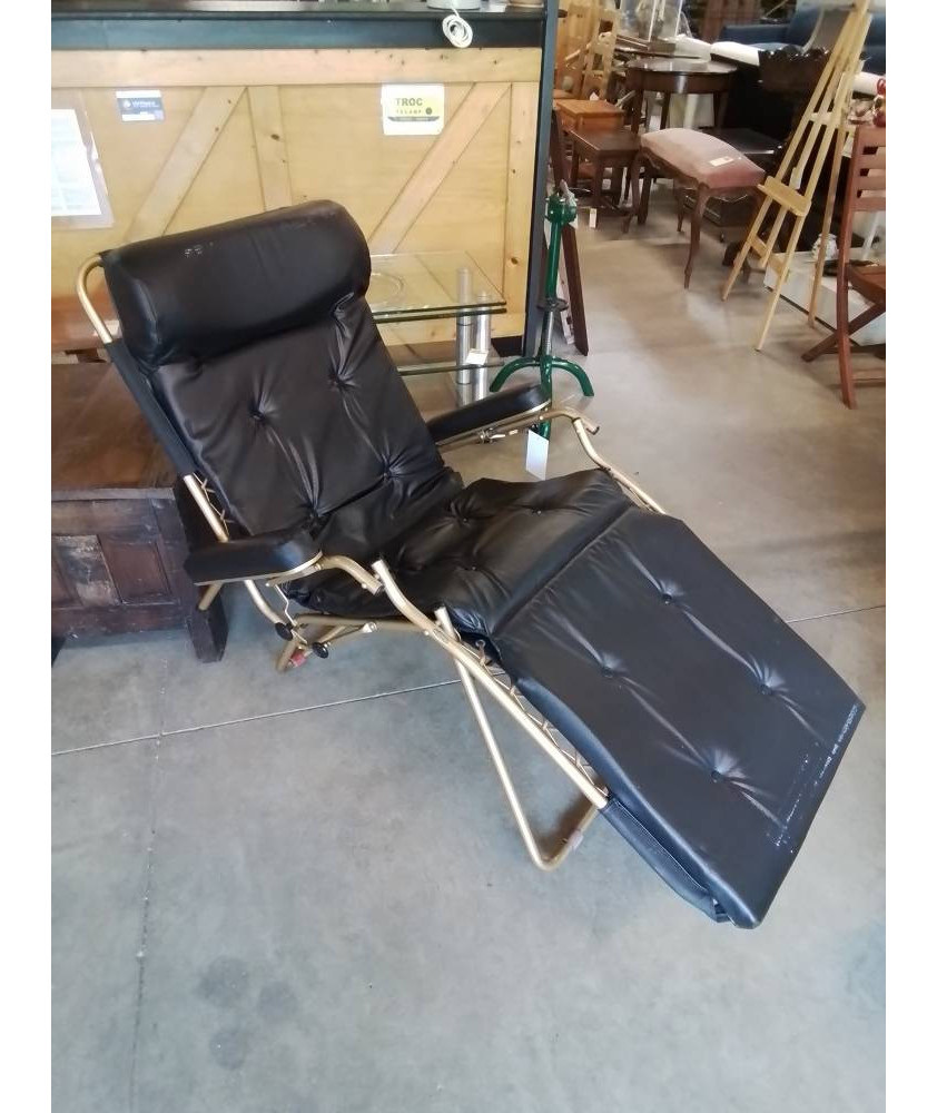 FAUTEUIL RELAX MÉTAL DORÉ ET CUIR NOIR SAMTI ANNÉES 60/70