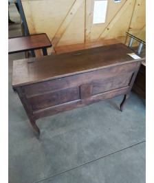 COFFRE RECTANGULAIRE PIEDS GALBÉS BOIS MOULURÉ DÉBUT XXE