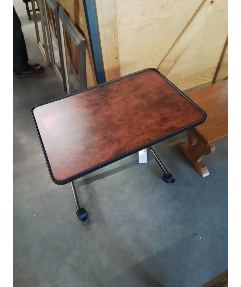 TABLE DE LIT RÉGLABLE MÉTAL NOIR ET BOIS MARRON 