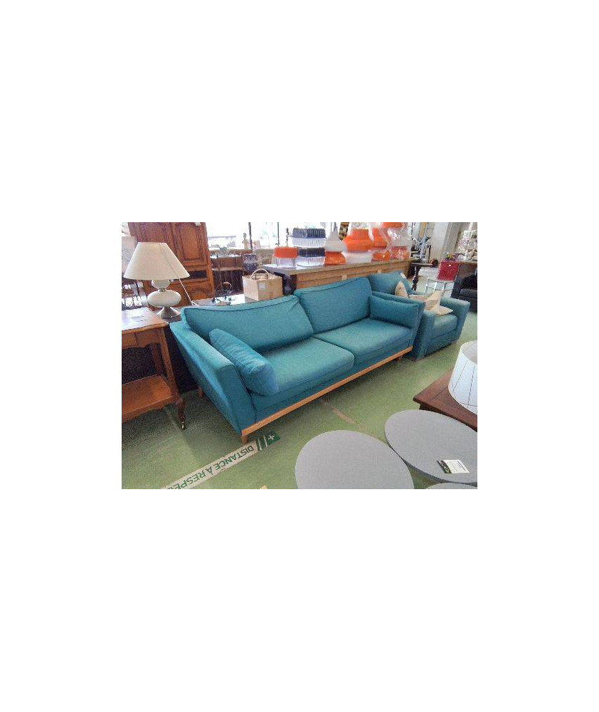 CANAPE 2/3 PLACES A NETTOYER