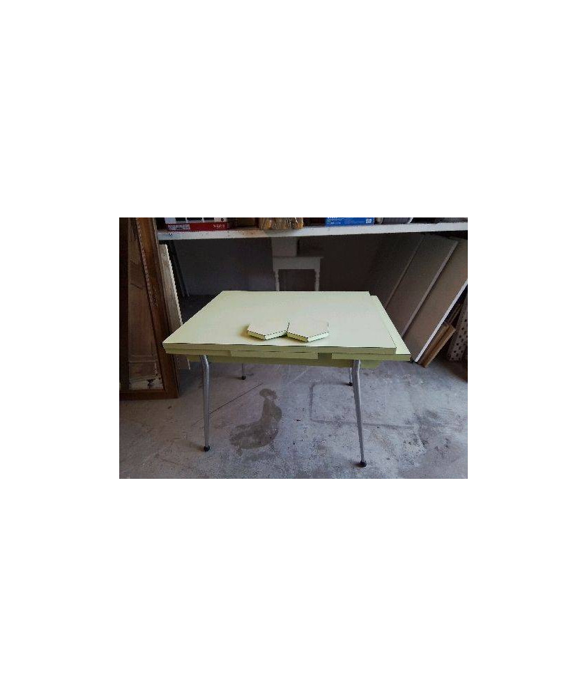 TABLE FORMICA VERT PISTACHE 