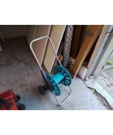 DÉVIDOIR SUR ROULETTE BLEU 