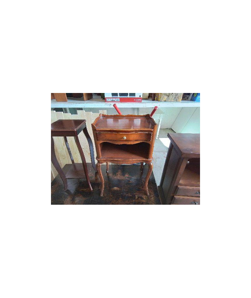 TABLE DE CHEVET STYLE LOUIS XV