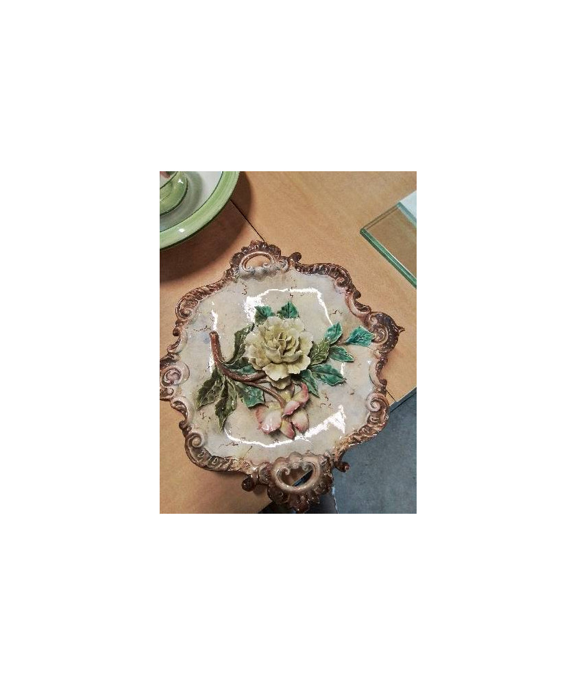 PLAT DÉCORATIF BARBOTINE AUX ROSE FIN XIXE DÉBUT XXE