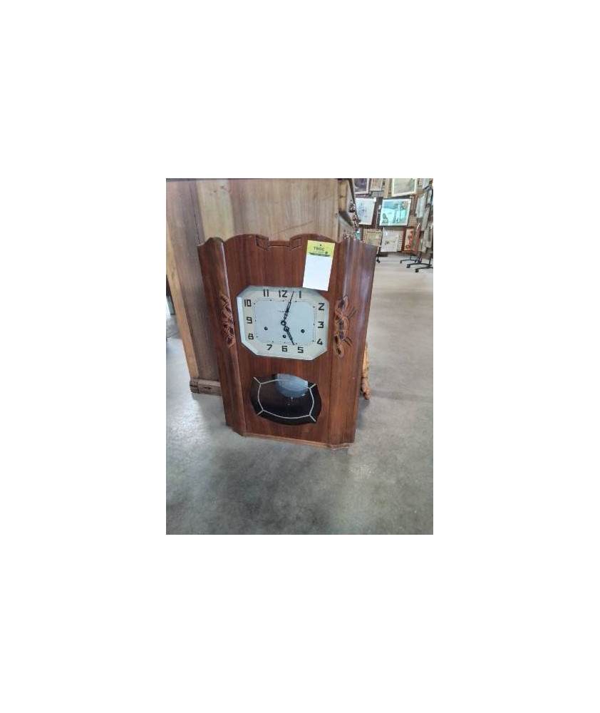 CARILLON VEDETTE BOIS SCULPTÉ ANNÉES 40 EN L\'ÉTAT 