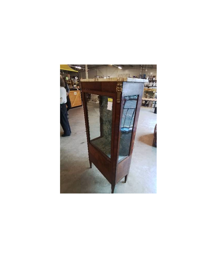 VITRINE BOIS DE ROSE MARQUETÉ GARNITURES BRONZE DESSUS MARBRE BLANC STYLE LOUIS XVI