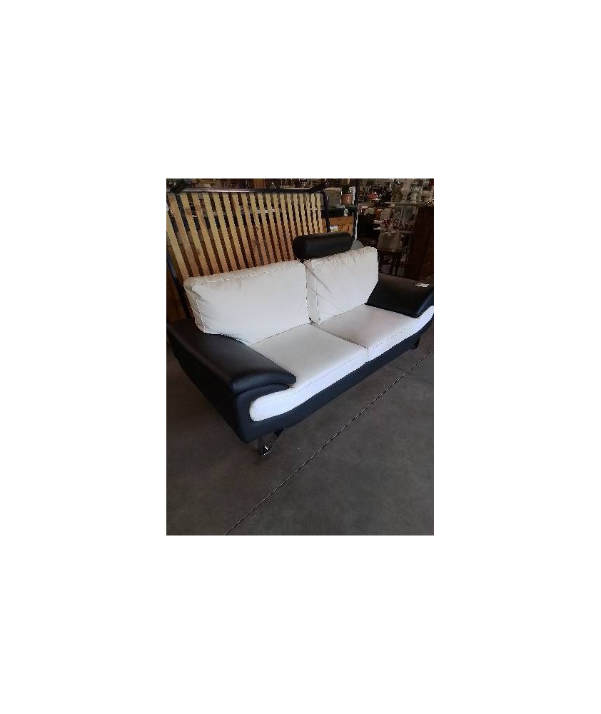 CANAPÉ PU BLANC ET NOIR PIEDS METAL CHROMÉ 