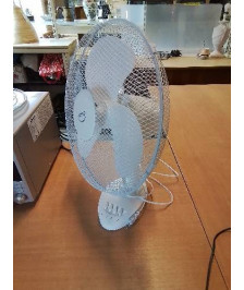 VENTILATEUR OSCILLANT RESINE BLANC DOMAIR