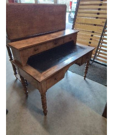 BUREAU A GRADIN 5 TIROIRS PIEDS TOURNÉS DESSUS CUIR NOIR LOUIS PHILIPPE 