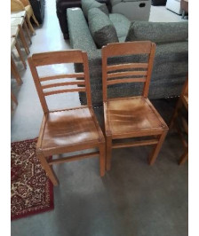 PAIRE DE CHAISES D’ADMINISTRATION BOIS CLAIR DOSSIER 3 BARREAUX ANNÉES 50