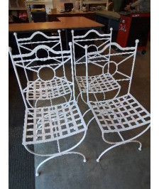 4 CHAISES FER FORGÉ BLANC DOSSIER CINTRÉ ASSISE AJOURÉ AVEC COUSSINS TISSU ÉCRU 