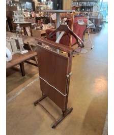 CHEVALET SUR ROULETTES 