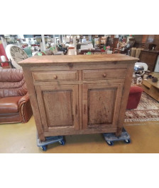 MEUBLE EN CHENE 2 PORTE+2 TIROIRE