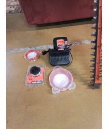 LOT DE 2 MACHINES BLACK ET DECKER 