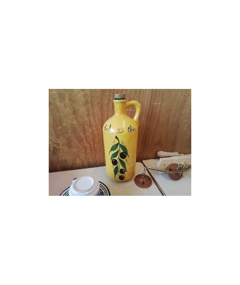 BOUTEILLE D’HUILE D’OLIVE