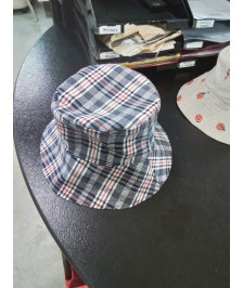 BOB REVERSIBLE ECOSSAIS ET ROSES