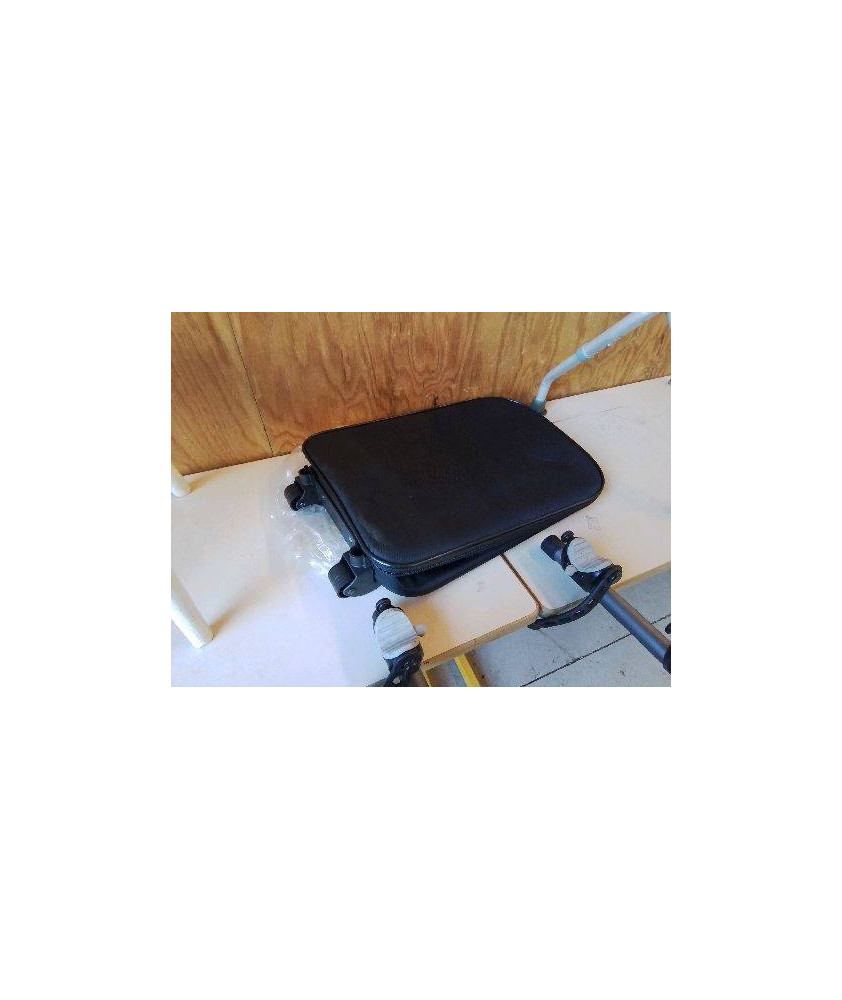 PETITE VALISE A ROULETTES