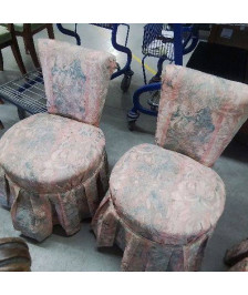 PAIRE DE CHAUFFEUSES