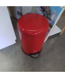 POUBELLE ROUGE