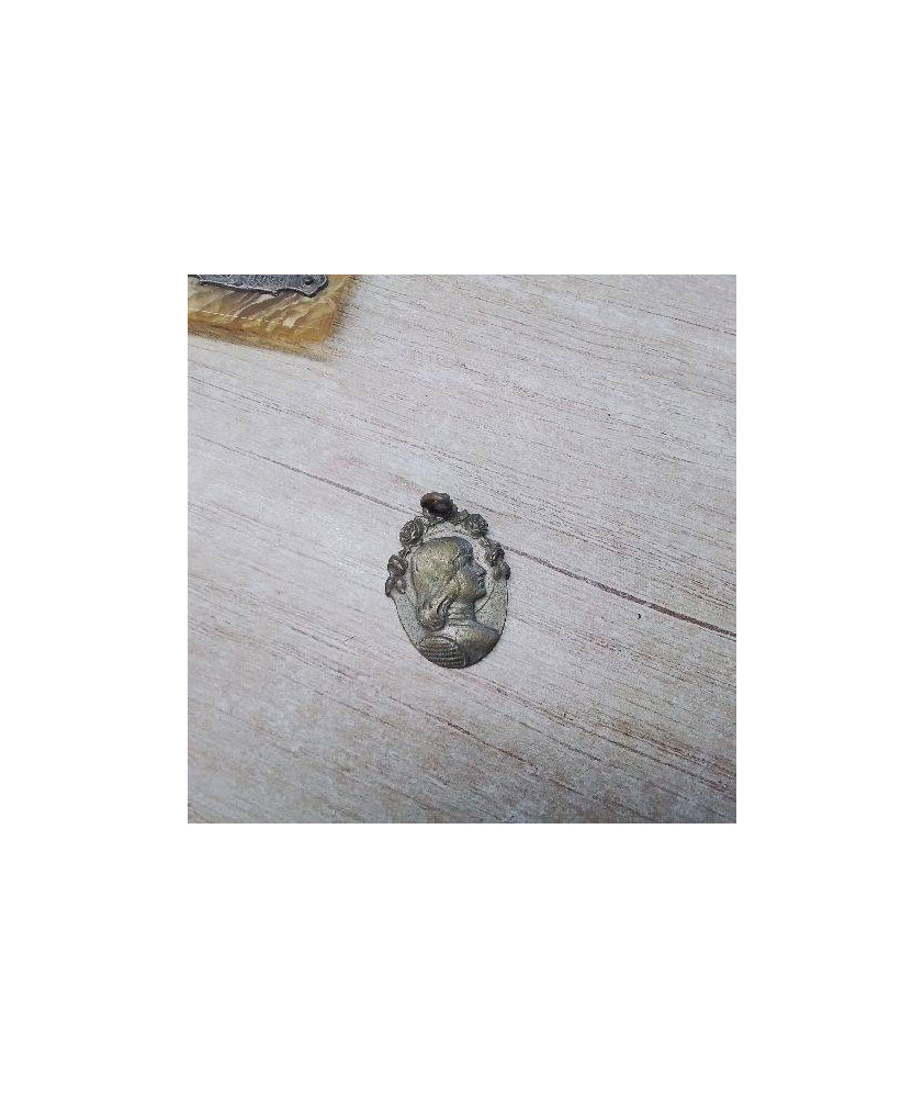 PENDENTIF JEANNE D’ARC
