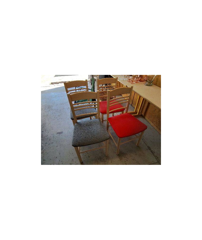 CHAISE TAPISSÉ COLORÉ 