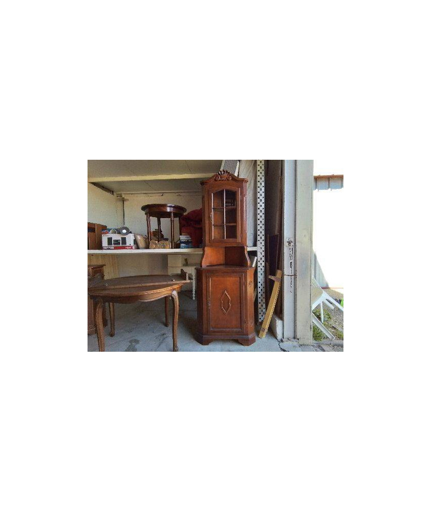 BIBLIOTHEQUE D’ANGLE