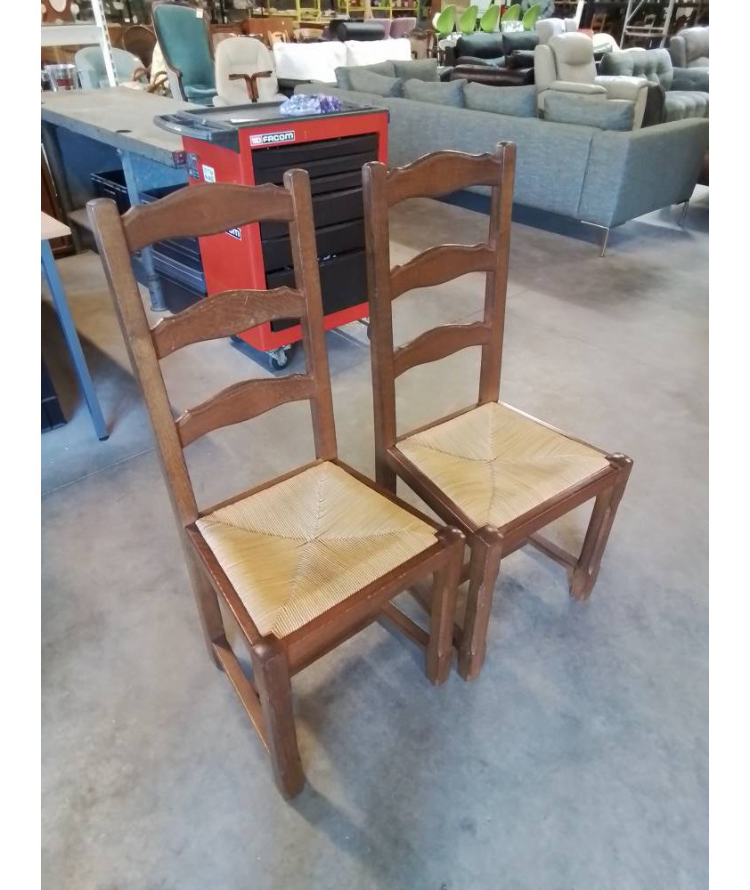 PAIRE DE CHAISES A ENTRETOISE BOIS PAILLÉ DOSSIER 3 BARREAUX CHANTOURNÉ 