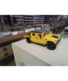 HUMMER H1