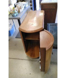 MEUBLE BAR 3 PORTES - ( MANQUE 1 POIGNEE)