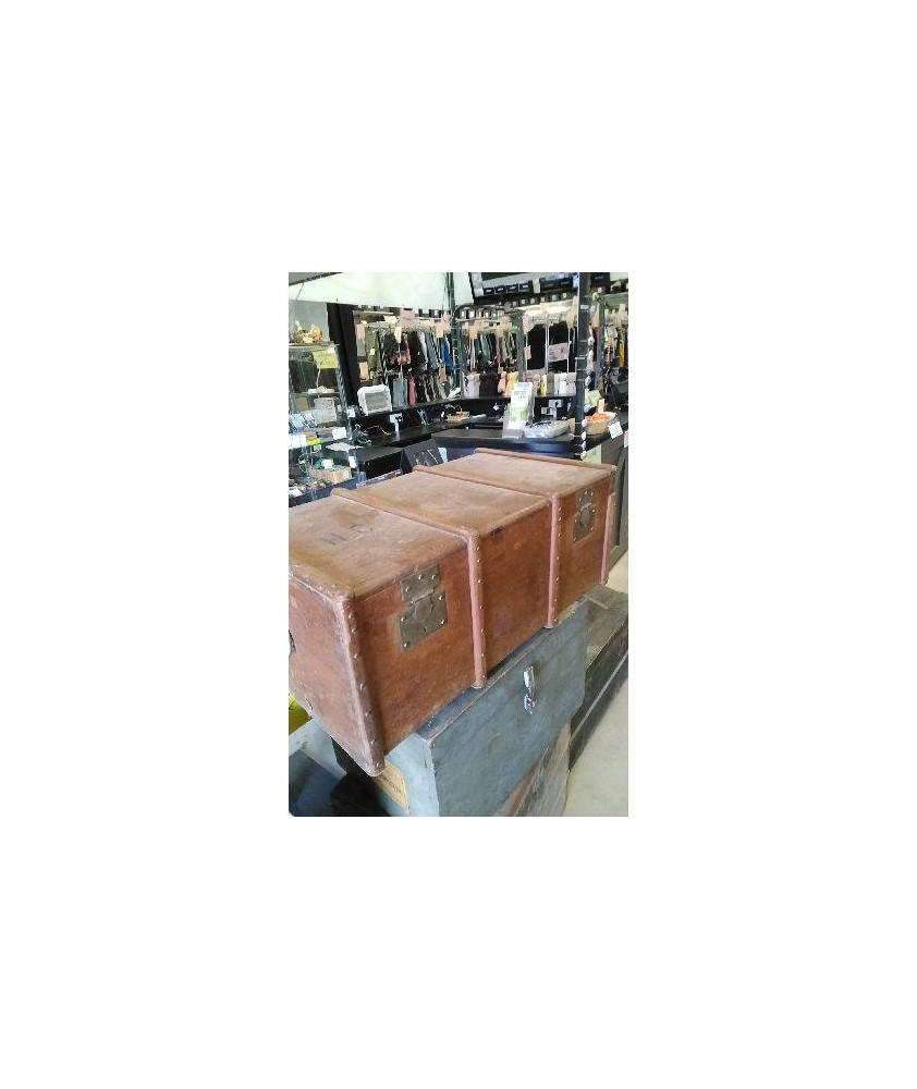 COFFRE BOIS LAITON / EN LAITON 