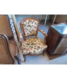 FAUTEUIL MOTIF FLORAL 