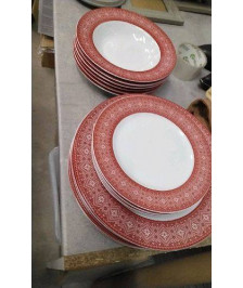 ASSIETTES ROUGES LE LOT