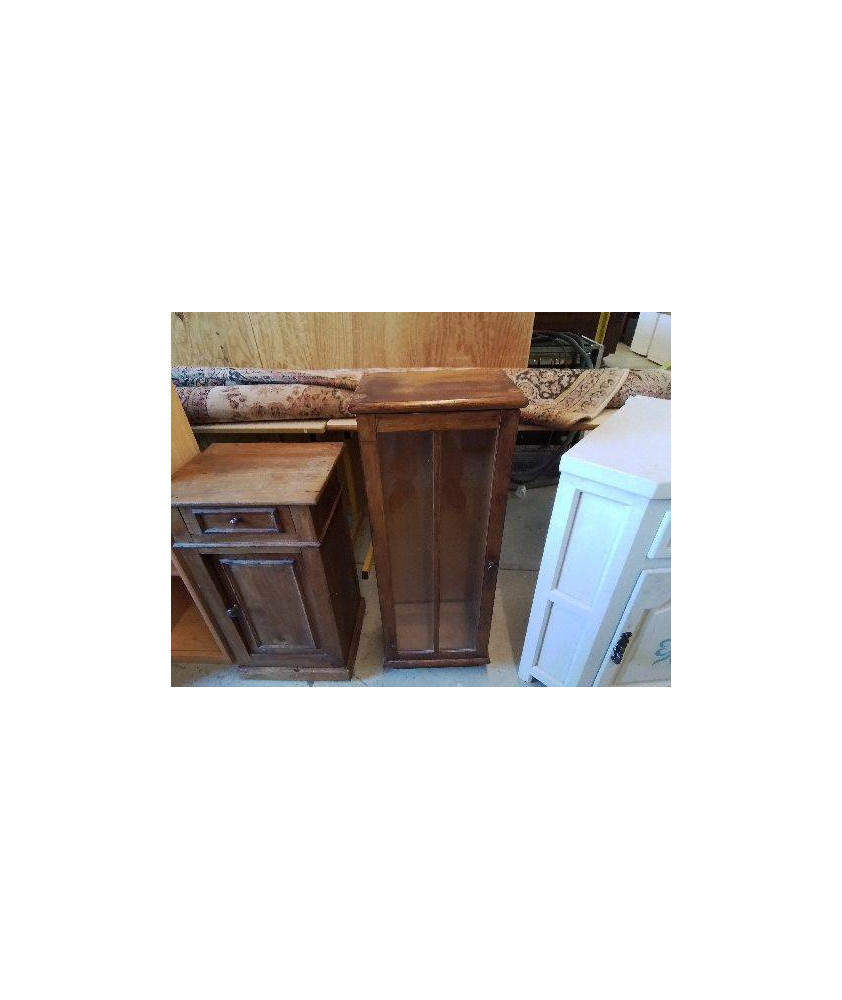 PETITE VITRINE ÉTROITE 