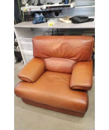 FAUTEUIL CUIR EN L’ETAT 