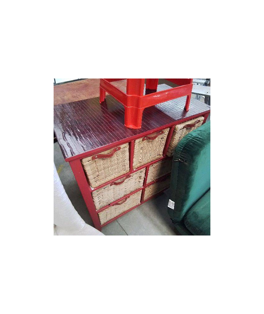 MEUBLE ROUGE A PANIERS