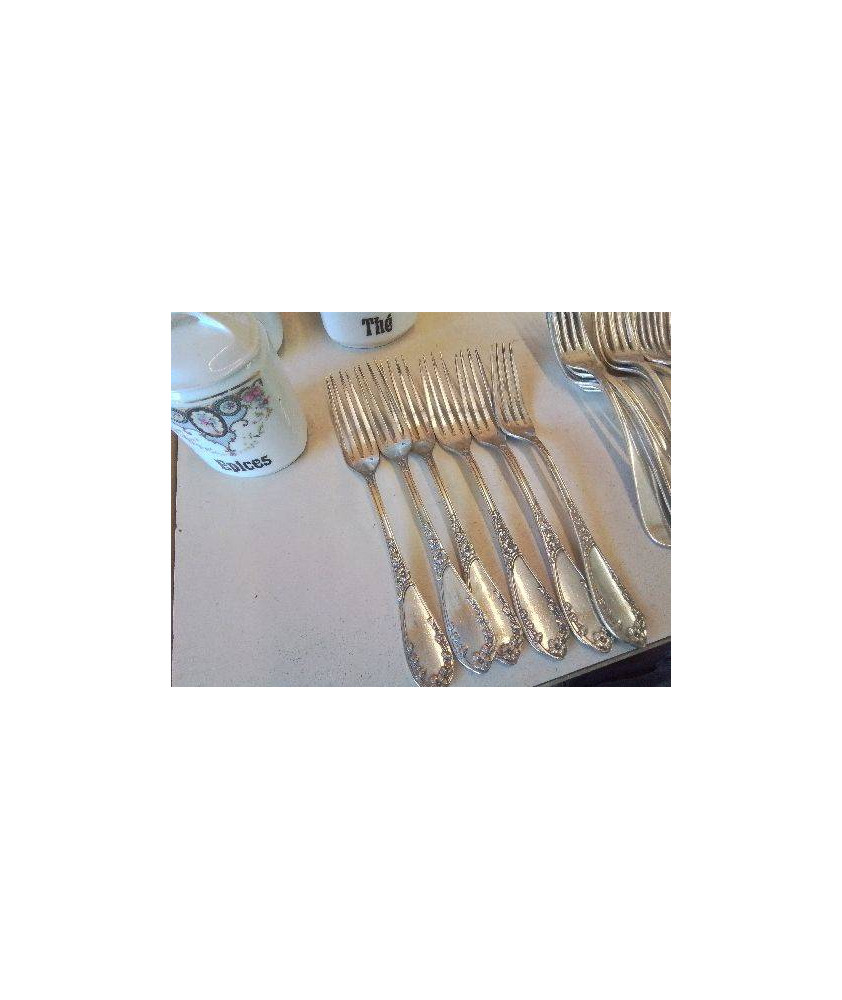 LOT DE 6 FOURCHETTES EN METAL ARGENTÉ