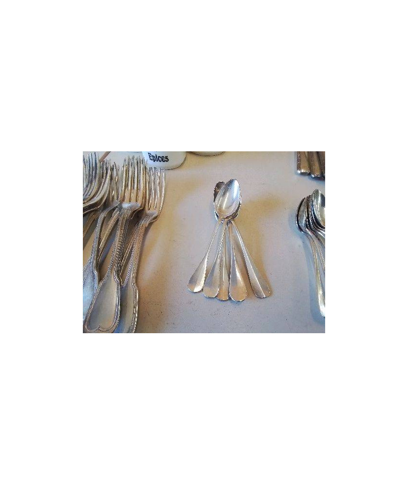 LOT DE 6 PETITES CUILLERES EN METAL ARGENTÉ 