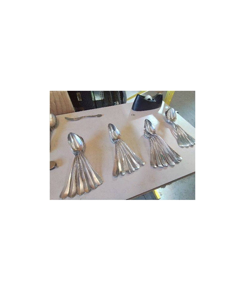 LOT DE 6 CUILLERES EN METAL BLANC ARGENTÉ