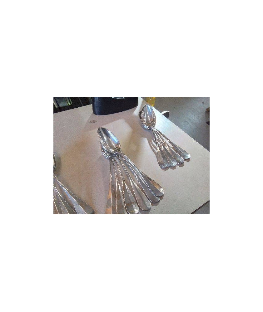 LOT DE 4 CUILLERES EN METAL BLANC ARGENTÉ