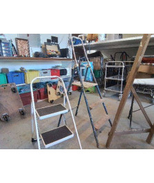 ESCABEAU ANCIEN 3 MARCHES