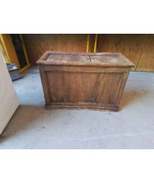 COFFRE A BOIS