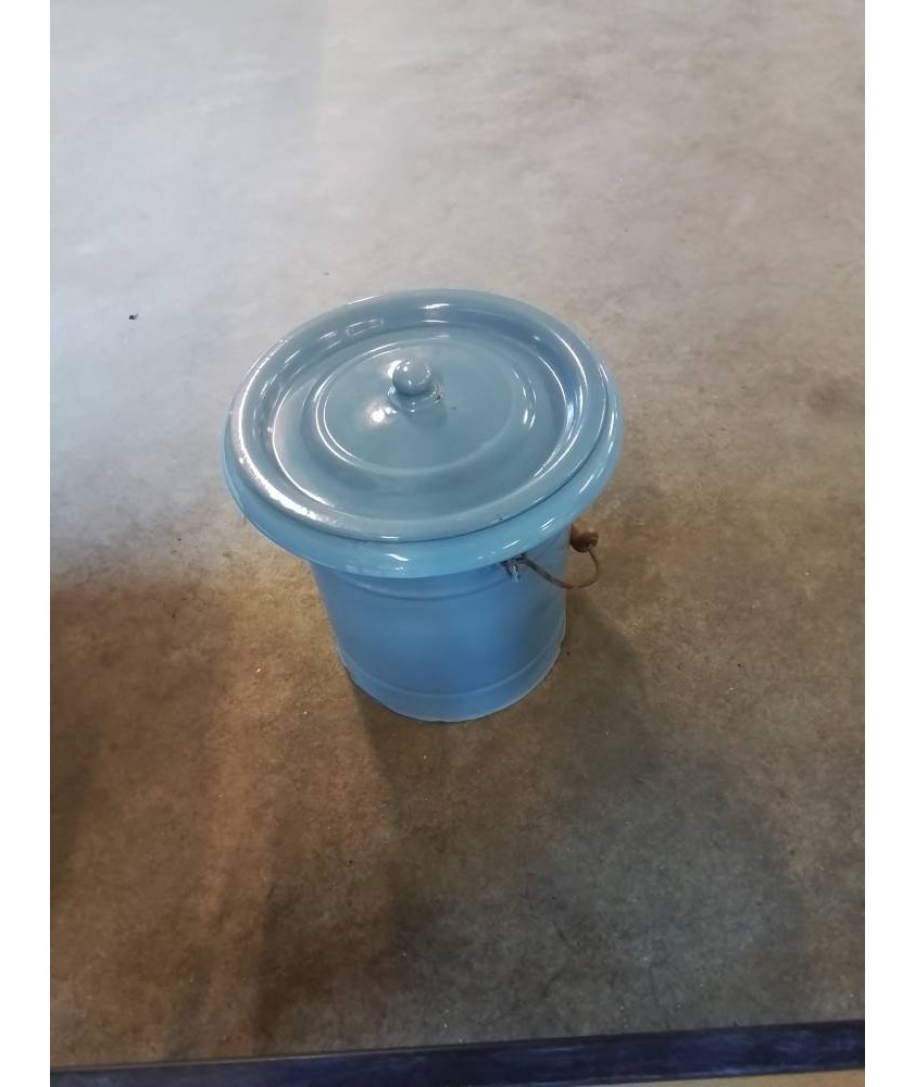 POT DE CHAMBRE TOLE ÉMAILLÉE BLEU MILIEU XXE 