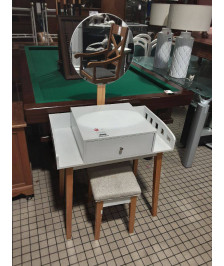 COIFFEUSE BLANCHE+ TABOURET