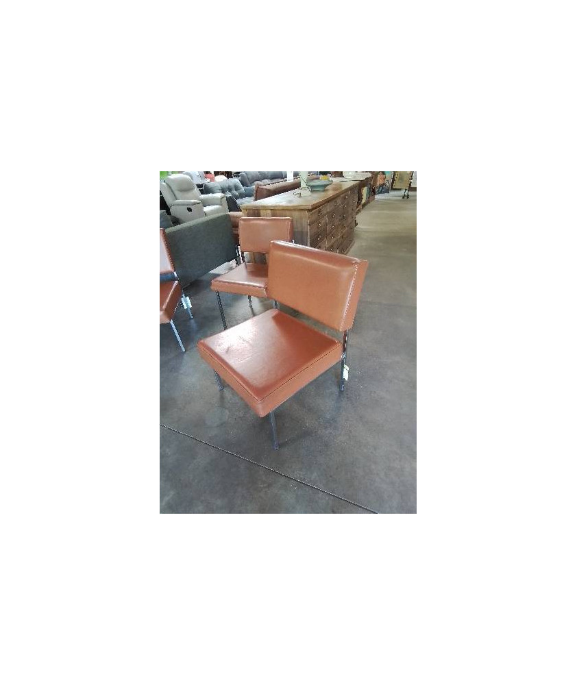 CHAUFFEUSE STRAFOR ANNÉES 50/60 PIÈTEMENT MÉTAL CHROMÉ ASSISE ET DOSSIER SKAÏ FAUVE
