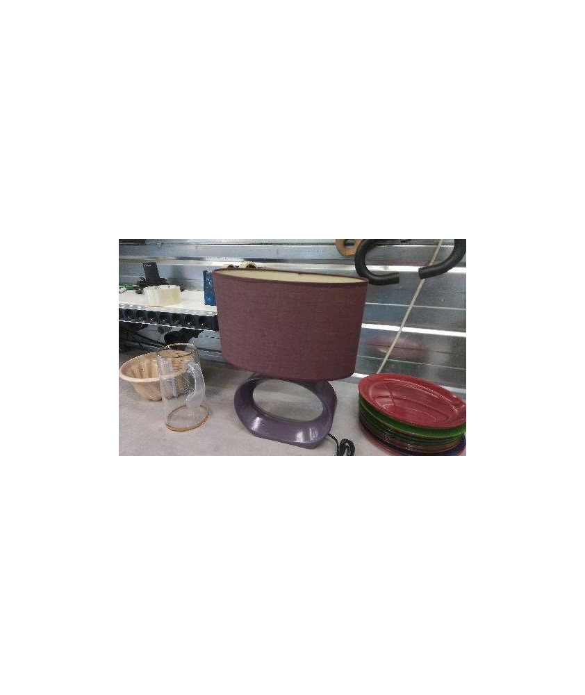 LAMPE VIOLETTE 