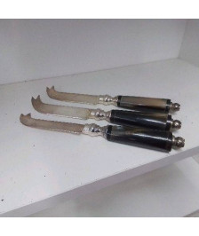 3 COUTEAU FROMAGE EN CORNE 